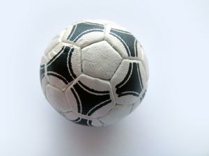 Bola