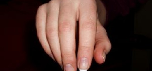 Cabelos e unhas crescem após a morte?